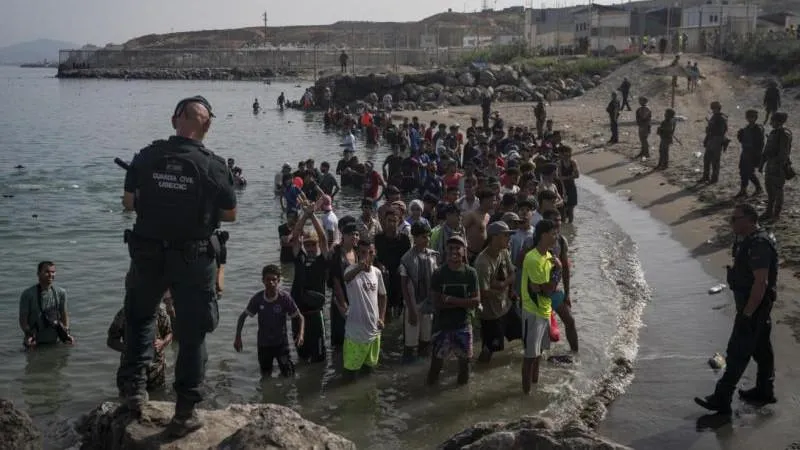 Politico: Four EU Countries Refuse to Sign Letter Criticizing Spain Over Migrant Arrivals