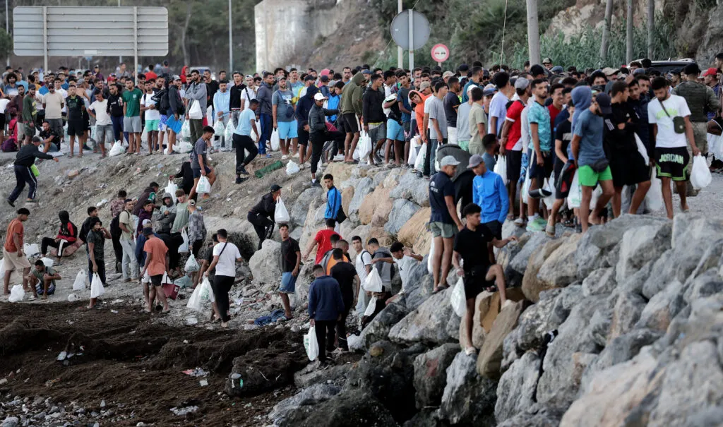 Frontex halts reintegration aid after exhausting its budget early