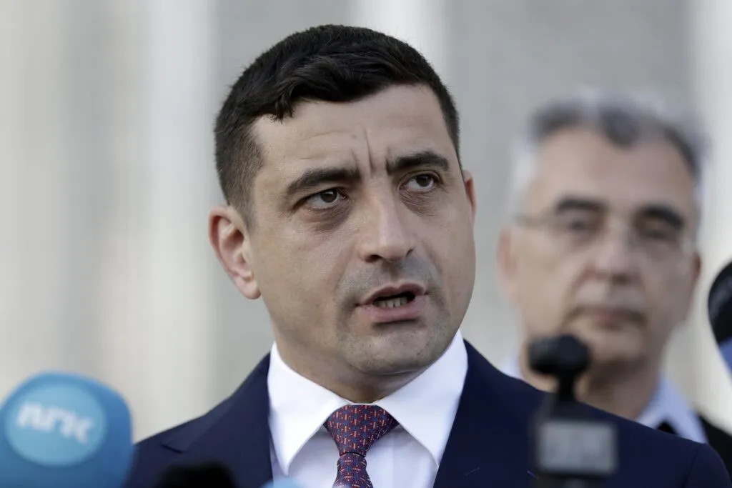 ‘Nobody wants a new Greece’: Pressure mounts for crisis election as Romania’s deadlock drags on