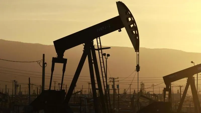 Brent oil price dips below $86 for first time since August 13