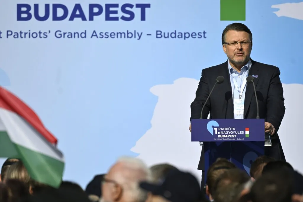 Latvian PM wins but faces a tricky coalition as Russia remains a key issue