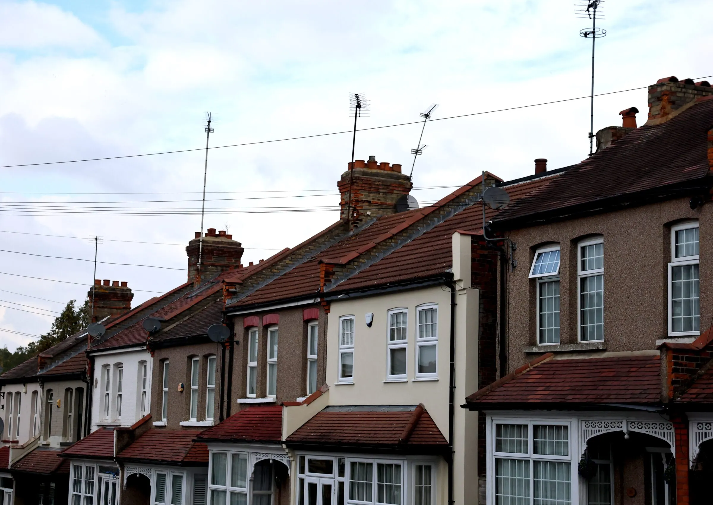 MEPs urge channeling EU regional funds into affordable housing and climate‑resilient cities